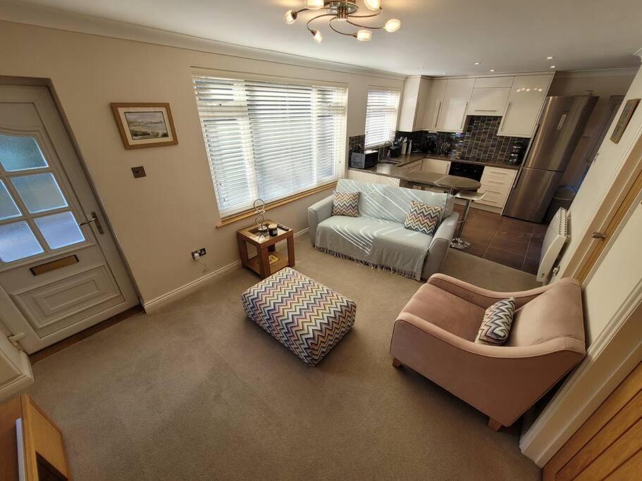 Bungalow A Few Minutes From The Sea. The Mumbles Exterior foto
